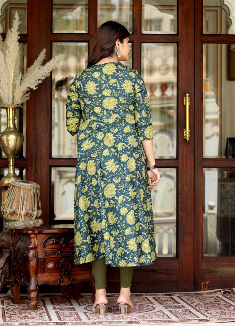 Miravan Floral Printed Anarkali Kurta for Women - Image 5